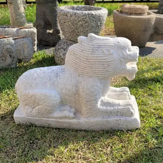 [BUNJANG] White Jade Stone Yongkirin Statue - Large Gate Guardian / 백옥석.용기린(대문지킴이)조경석물