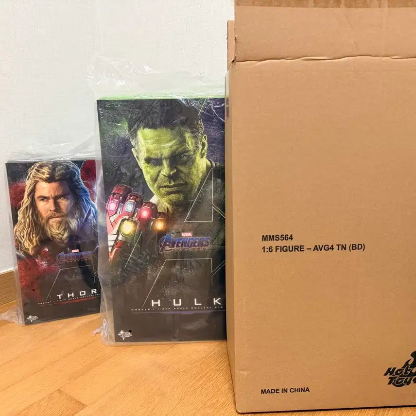 [BUNJANG] Hot Toys Endgame Thor Figure / 핫토이 엔드게임 토르 미개봉 새제품