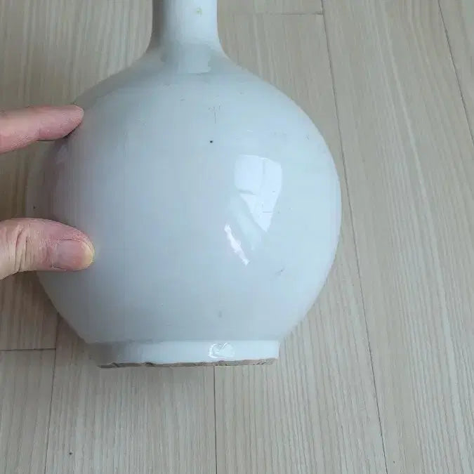 [BUNJANG] Joseon Dynasty White Porcelain Vase / 조선 백자