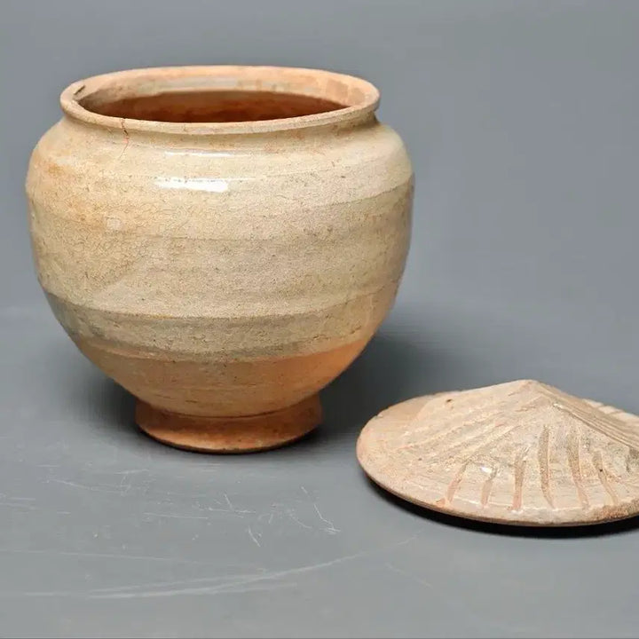 [BUNJANG] Northern Song Dynasty Celadon Porcelain Incised Line Pattern Covered Jar Genuine Excavated Chinese Ceramic / [진품] 북송 송나라 백자 각선문 개관 출토품 중국도자기 골동품