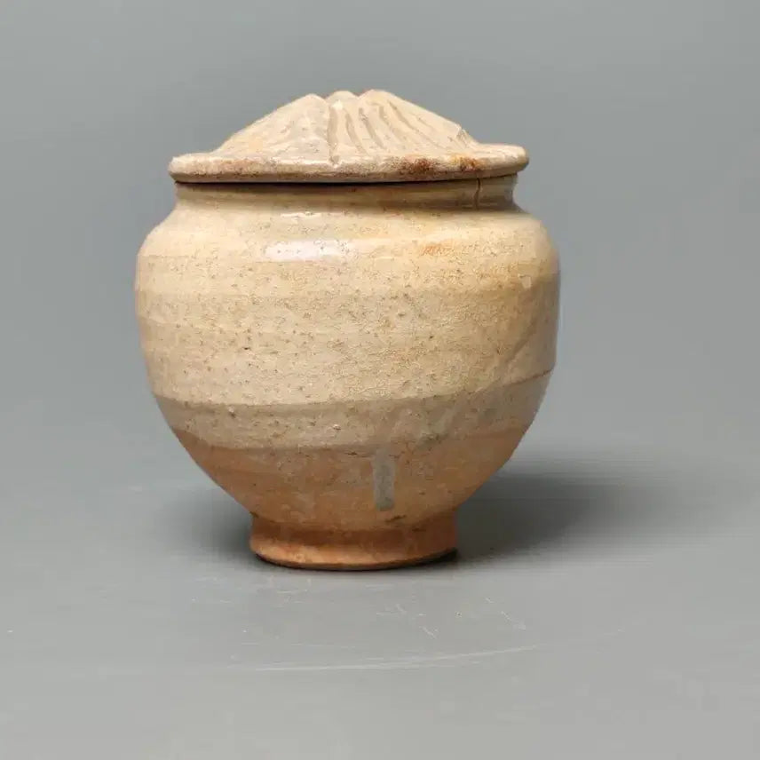[BUNJANG] Northern Song Dynasty Celadon Porcelain Incised Line Pattern Covered Jar Genuine Excavated Chinese Ceramic / [진품] 북송 송나라 백자 각선문 개관 출토품 중국도자기 골동품
