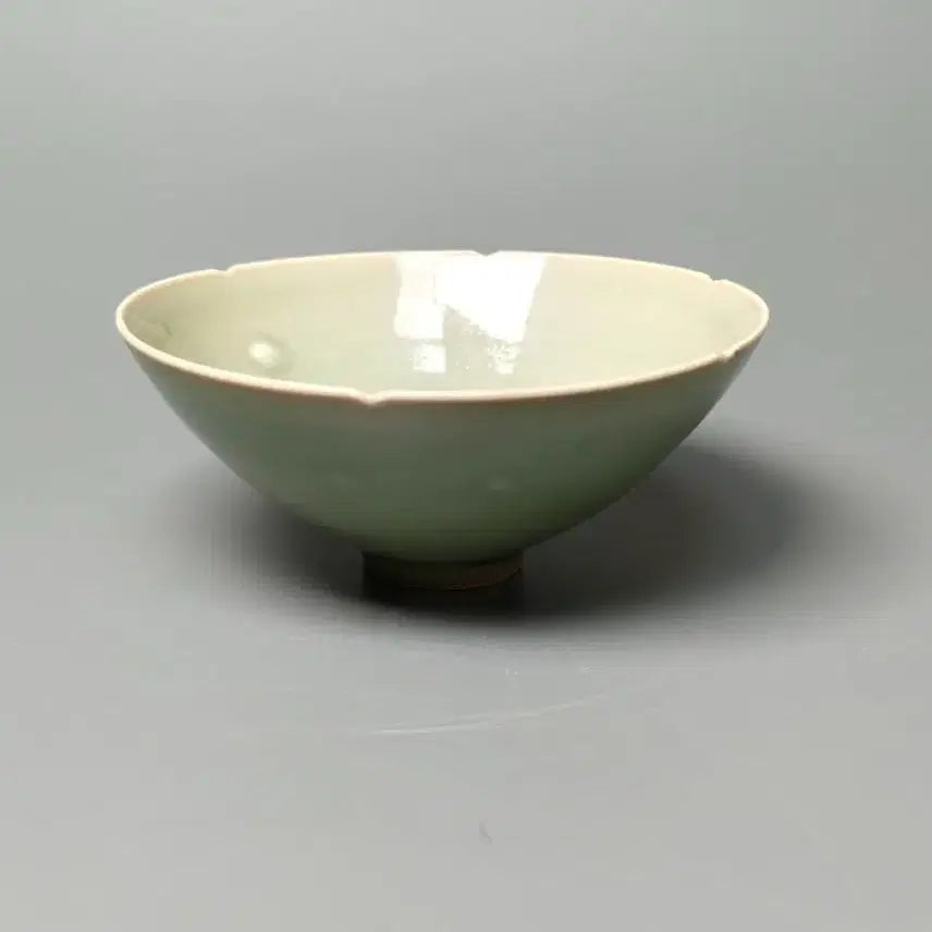 [BUNJANG] Yongcheon Kiln Celadon Bowl with Glaze Drips (Goryeo Dynasty) / [진품] 청대 중기 용천요 청자 대접 출토품 유루문 중국도자기 골동품