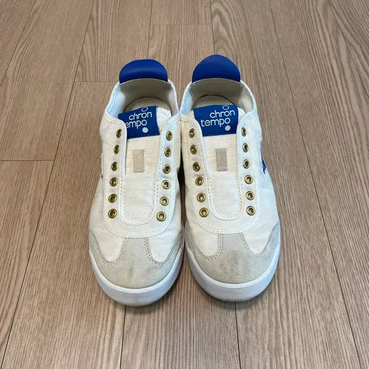 [BUNJANG] Descente Kron Tempo Sneakers Ivory / 데상트 크론 템포 스니커즈 230mm