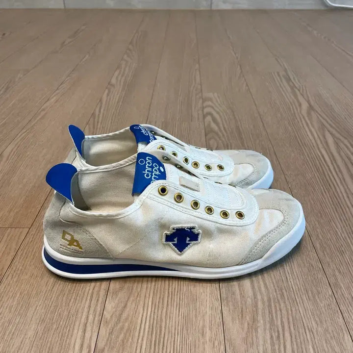 [BUNJANG] Descente Kron Tempo Sneakers Ivory / 데상트 크론 템포 스니커즈 230mm