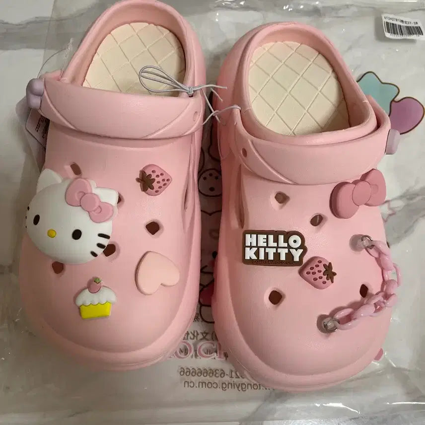 [BUNJANG] Hello Kitty Crocs Shoes / 헬로키티크록스230