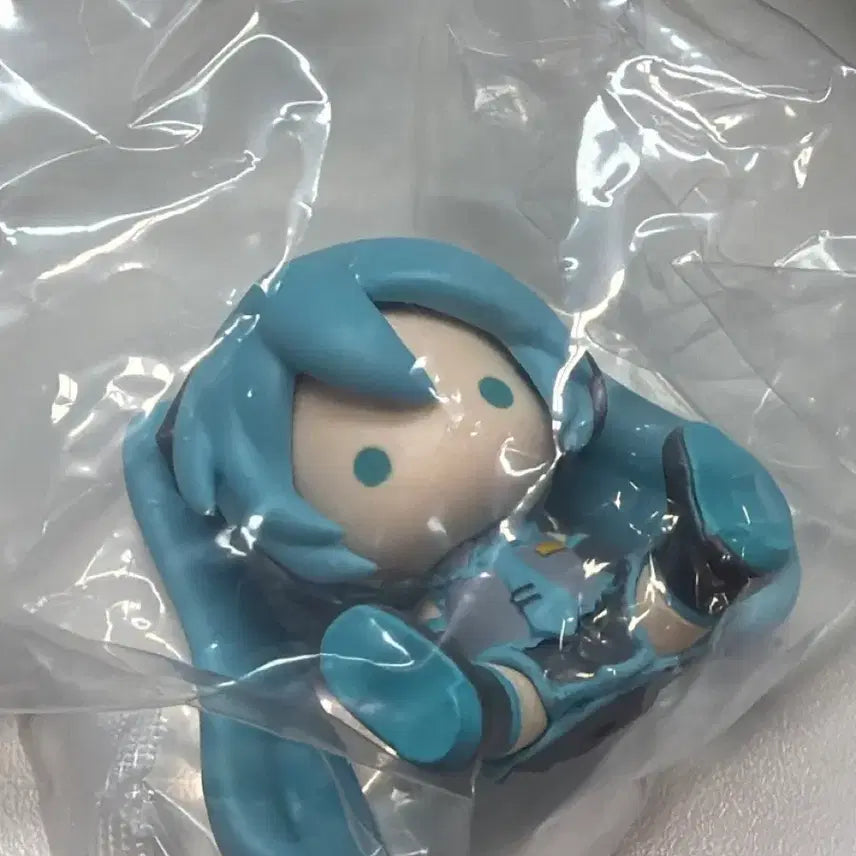 [SOLD OUT] (급전)미쿠 페타돌 피규어
