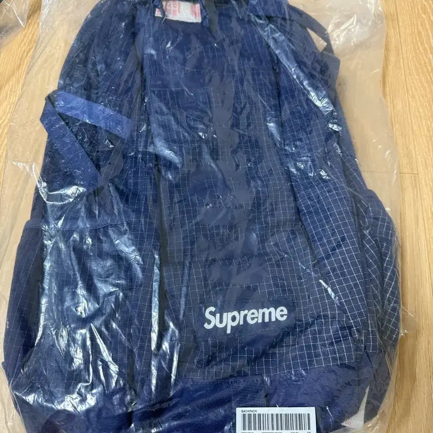 [BUNJANG] Supreme 24SS Backpack Navy / 슈프림 24 ss 백팩