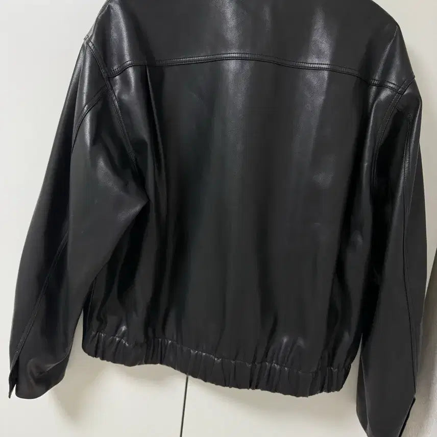 [BUNJANG] LE SSERAFIM 2025 Leather Jacket Size 2 / 2025 르셉템버 르17 르917 레더자켓