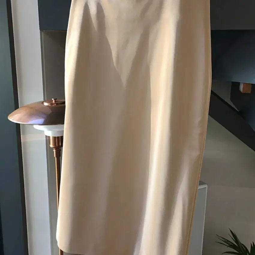 [BUNJANG] ORR Glossy Long Skirt XS / [새상품](ORR)글로시 롱스커트 XS