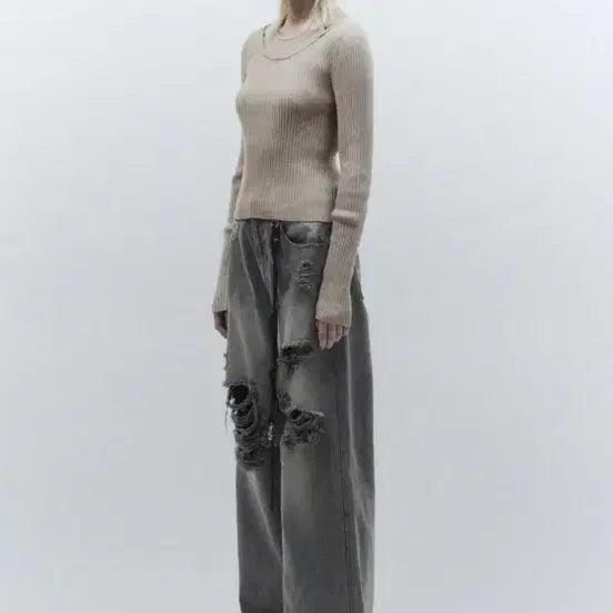 [BUNJANG] Insilence Halterneck Layered Knit - Beige / 인사일런스 홀터넥 레이어드 니트 베이지