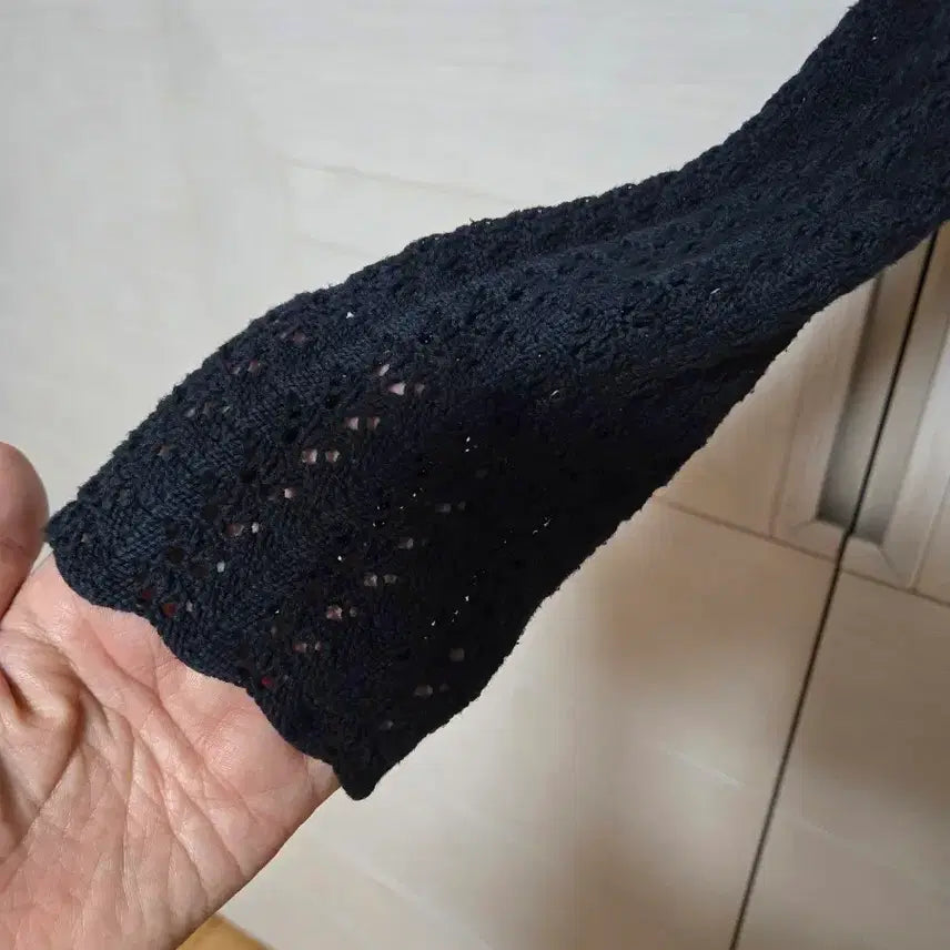 [BUNJANG] Benetton Black Knit 100% Cotton / BENETTON 블랙 니트