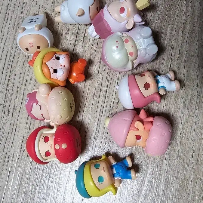 [BUNJANG] Pop Mart Official Mini Figure Pop Bean Doll Figure Set / 팝마트 정품 미니 피규어 팝빈 인형 피규어 세트