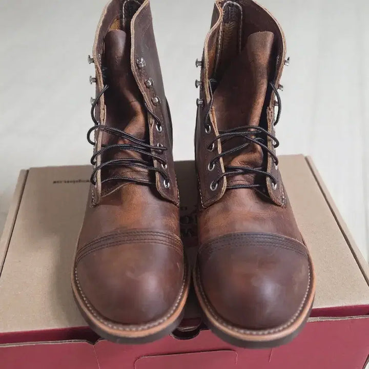[BUNJANG] Red Wing 8085 Boots - Size 275 / 레드윙 8085 275사이즈 새제품 판매합니다
