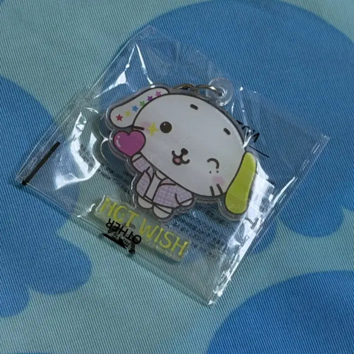 [BUNJANG] NCT WISH Ryo Seven Eleven Acrylic Keychain / 엔시티위시 료 룐룐  세븐일레븐 아크릴 키링