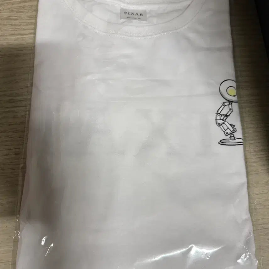 [BUNJANG] Pixar Kuji B Prize T-shirt Free Size / 택포4)픽사 쿠지 B상 티셔츠 프리사이즈 판매합니다