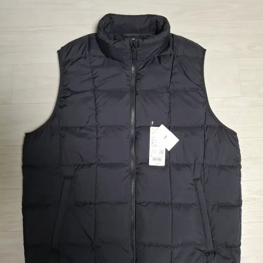 [BUNJANG] Uniqlo Puff Tech Vest Black L / L)유니클로 퍼프테크 베스트 블랙