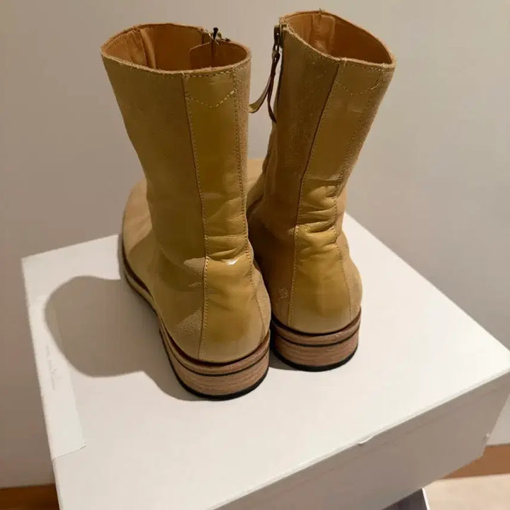 [BUNJANG] Our Legacy Camion Suede Camel Size 43 / 아워레가시 카미온 카멜컬러 43사이즈