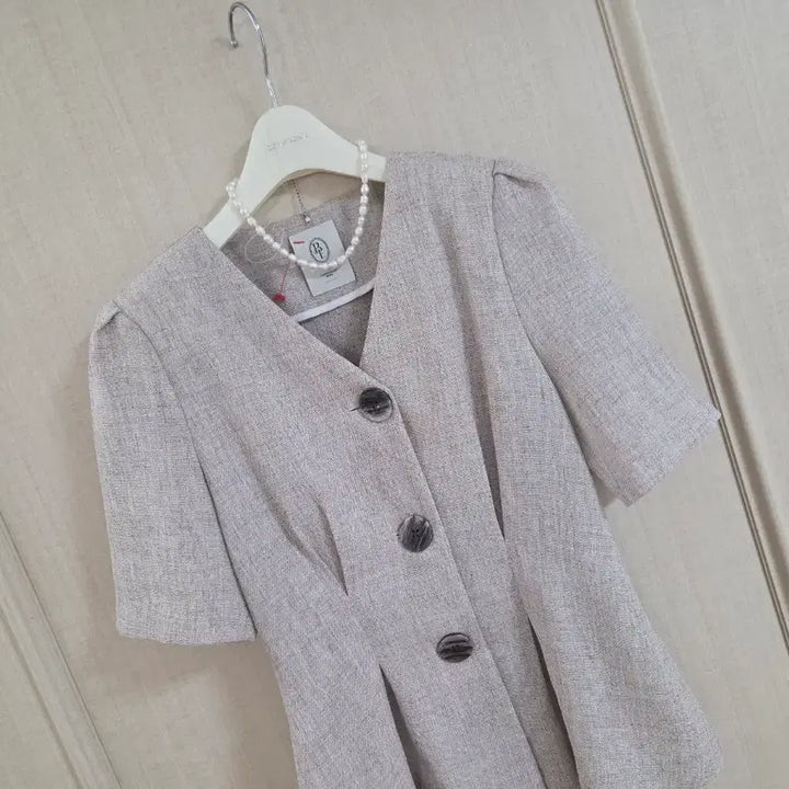 [SOLD OUT] 베니토 고급스런 린넨 블라우스