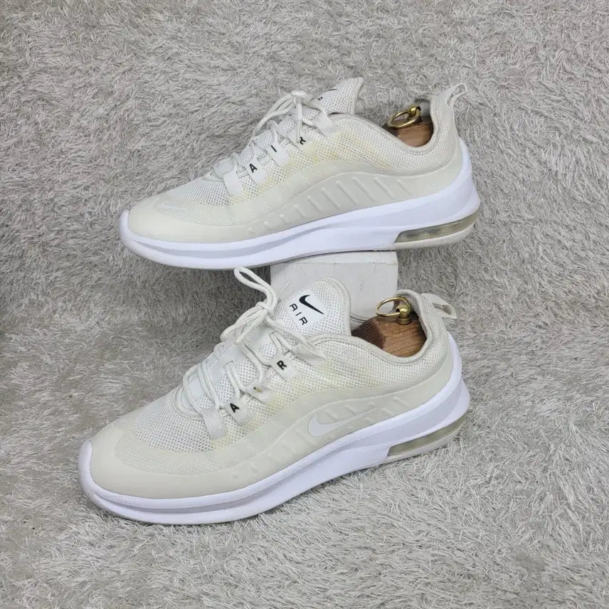 [BUNJANG] Nike Air Max Axis Sneakers / 구제짱짱맨 260 나이키 에어맥스 엑시스 스니커즈