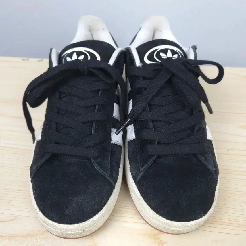 [BUNJANG] Adidas Sneakers Black/White / 240 아디다스 스니커즈 검흰 운동화