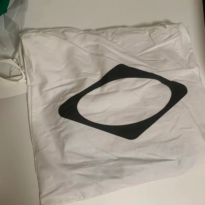 [BUNJANG] Mischief Lightweight Bag Yellow / 미스치프 라이트웨이트백 옐로우 새상품 무배 팝니다