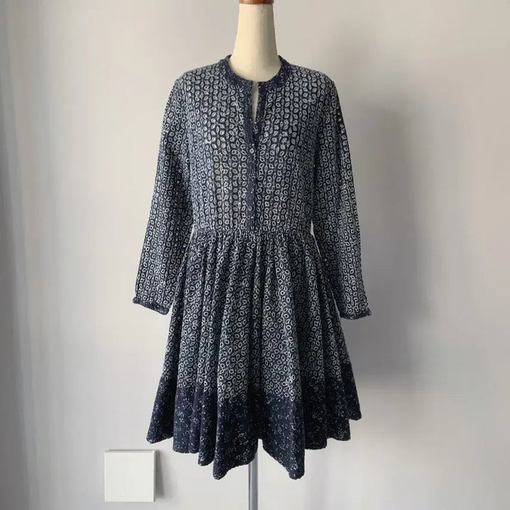 [BUNJANG] Maje Eyelet Midi Dress Navy / 마쥬 아일렛 원피스 네이비 3사이즈
