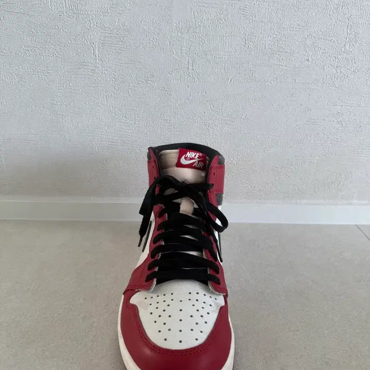 [BUNJANG] Jordan 1 Retro High OG Chicago 2022 / [285] 조던 1 레트로 하이 OG 시카고 2022