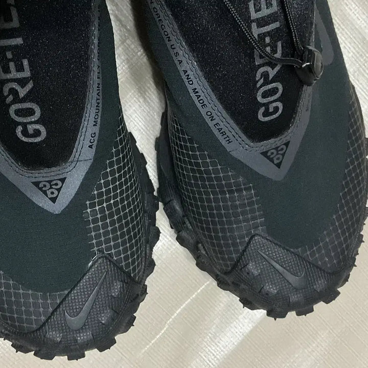 [BUNJANG] Nike ACG Mountain Fly Gore-Tex Black (270mm) / 나이키 ACG 마운틴 플라이 고어텍스 블랙 270