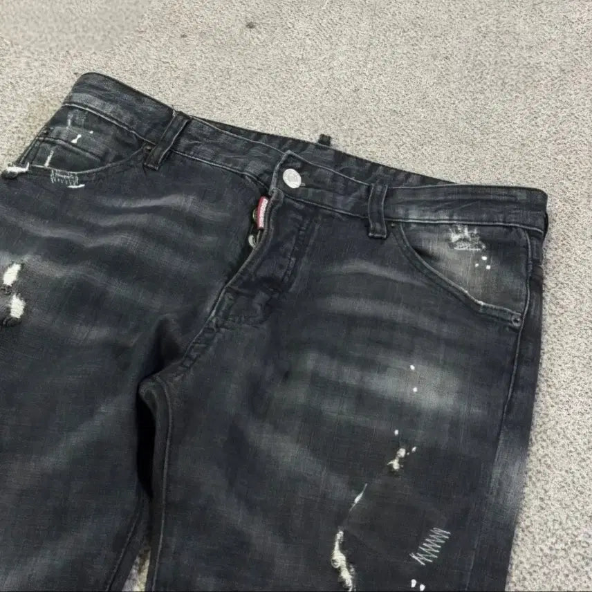 [BUNJANG] Dsquared2 Black Washed Denim Jeans 32 Inch / (32인치) 디스퀘어드2 블랙 데님 워싱진 48