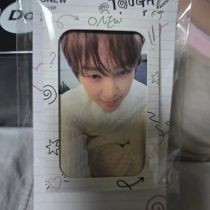 [BUNJANG] ONEW "TURFLUV" Popup Goods Bookend, Frame Holder, Mini Poster Set / 온유 터프러브 팝업 굿즈