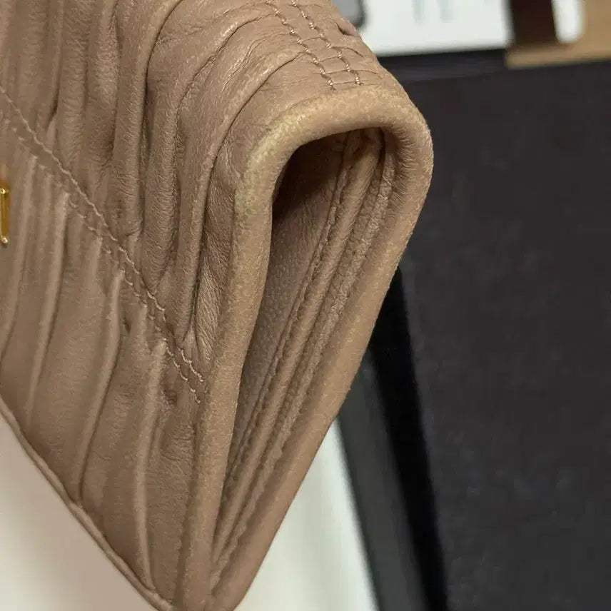 [BUNJANG] Prada Nappa Gaufre Bi-fold Wallet Pink Beige / 프라다 나파 고프레 반지갑 핑크베이지