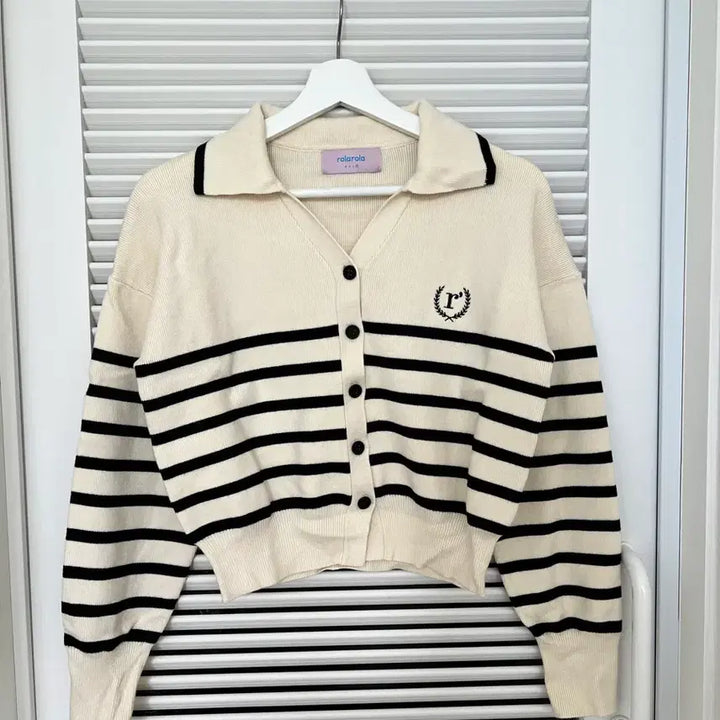 [BUNJANG] Rolleralola Ivory Stripe Collar Knit Cardigan / 로라로라 아이보리 스트라이프 카라 니트 가디건