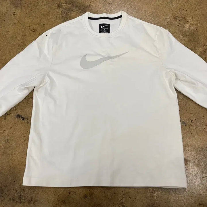 [BUNJANG] Nike White Swoosh Long Sleeve T-Shirt / [정품/L] 나이키 화이트 롱슬리브 스우시 긴팔티