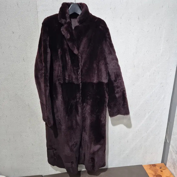 [BUNJANG] Genuine Leather Shearling Long Coat / 양가죽 무스탕 롱코트