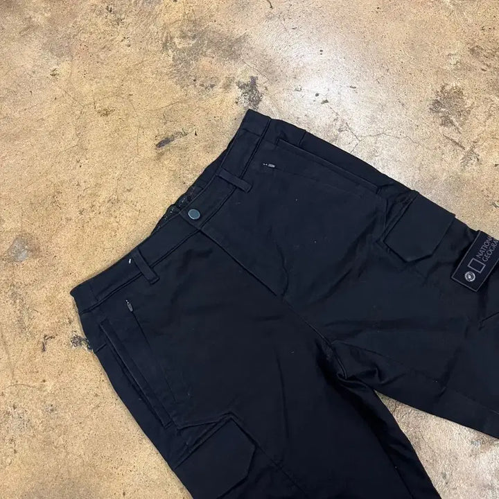[SOLD OUT] [정품/81] 내셔널지오그래픽 블랙 카고 바지