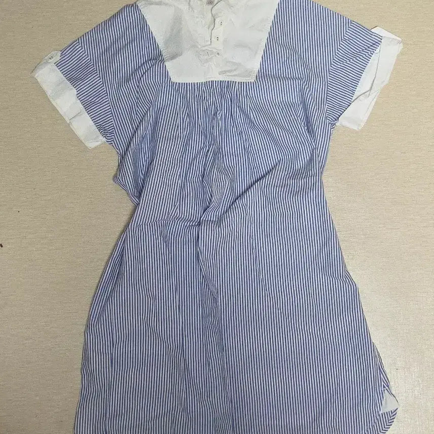 [BUNJANG] Striped Short Sleeve Polo Shirt / 스트라이프 반팔