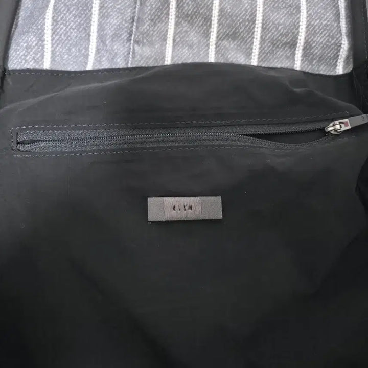 [BUNJANG] Exlim EP.7 Synopsis 01 Bag (Black) / 엑슬림 ep.7 시놉시스 01 백 (블랙) 판매 합니다.