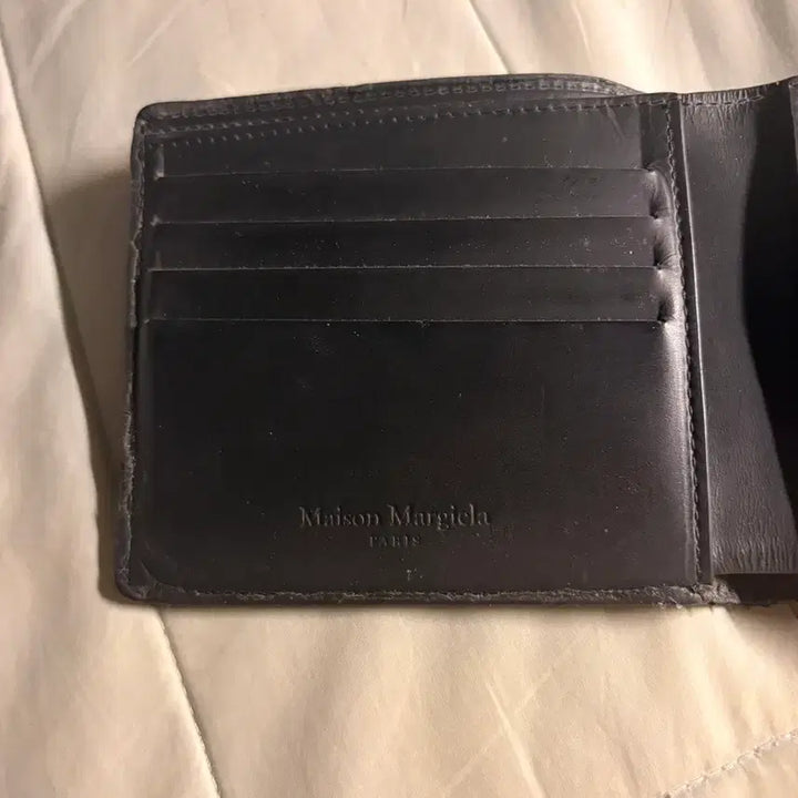 [BUNJANG] Maison Margiela Bifold Wallet Black Stitch Logo / 마르지엘라 반지갑 블랙 스티치 로고