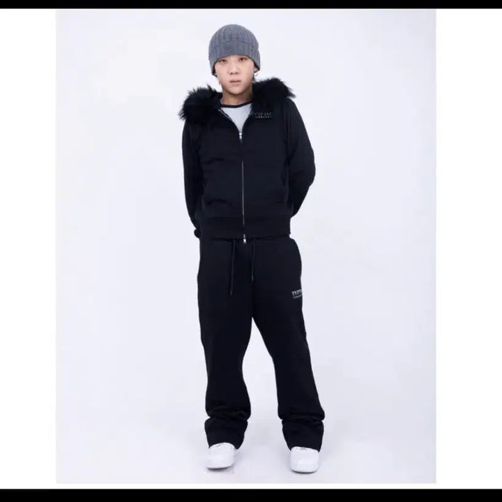 [BUNJANG] PUNGSHAY YangHongWon TYPTM Flare Sweatpants / 펑쉐이 양홍원 TYPTM 플레어팬츠