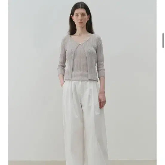 [BUNJANG] Che Pleats Cardigan Set - Light Gray / Che 체 플리츠 가디건 세트 라이트 그레이 pleats