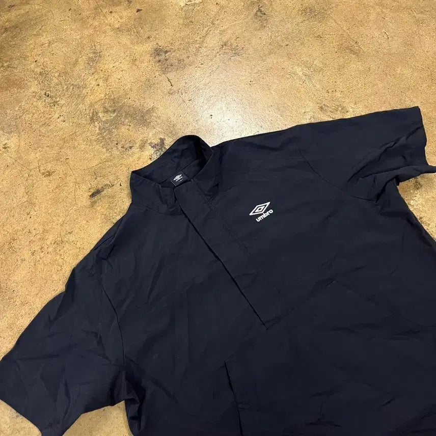 [BUNJANG] Umbro Black Short Sleeve Anorak Shirt / [정품/L] 엄브로 블랙 반팔 아노락 셔츠