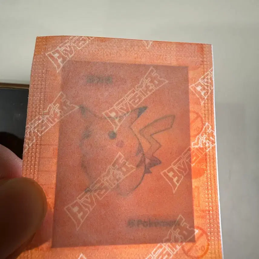 [BUNJANG] Pokemon Pikachu (Chubby Pikachu) 30th Anniversary Limited Edition Sticker / 30주년기념 초판 피카츄 (뚱카츄) 판매합니다.