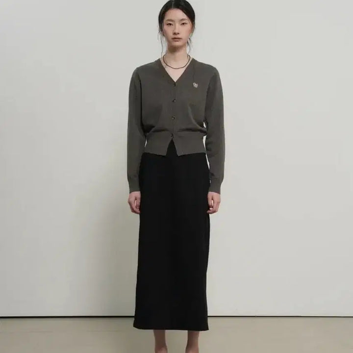 [BUNJANG] General Idea Essential Cardigan Charcoal S / [새제품] 제네럴아이디어 GNRL 에센셜 가디건