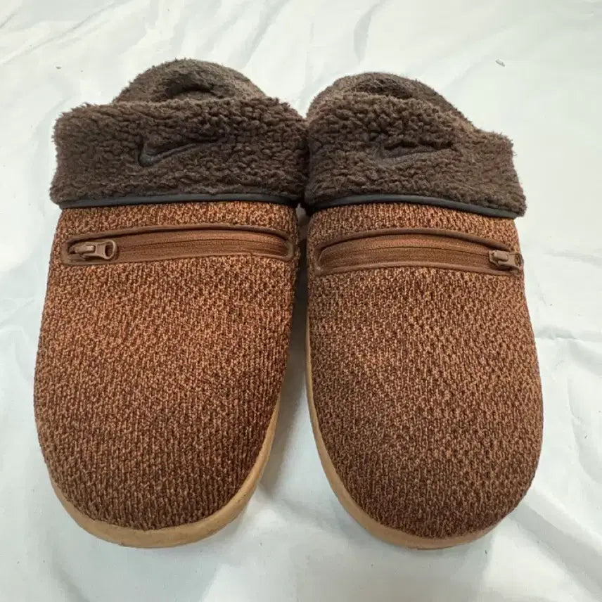 [BUNJANG] Nike Burrow SE Slipper / 나이키 버로우 SE슬리퍼