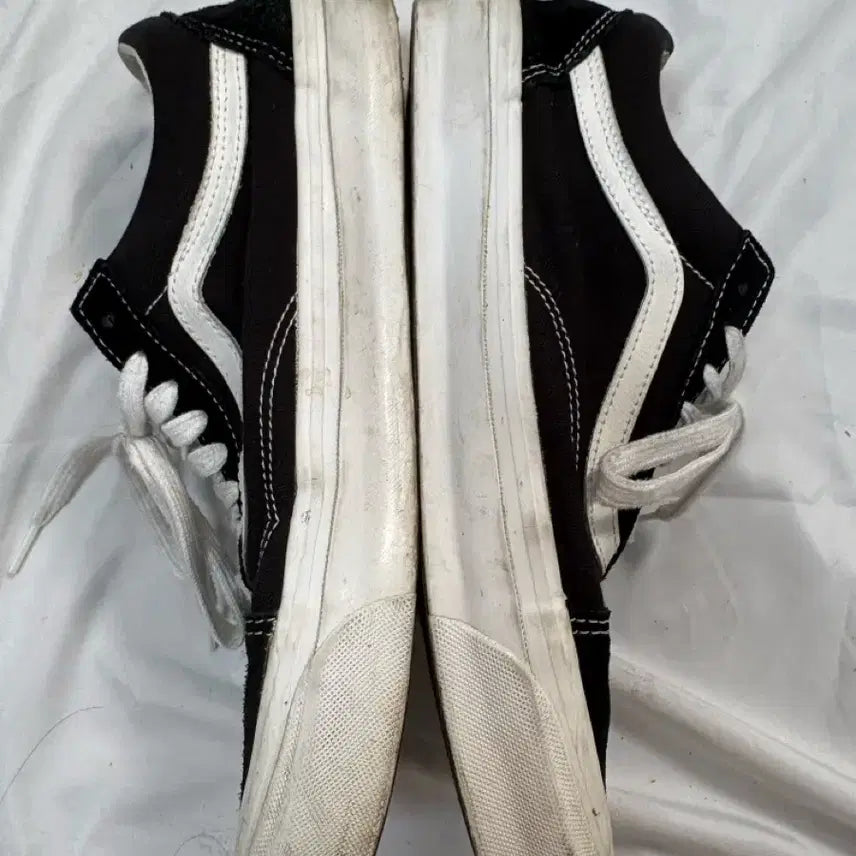 [BUNJANG] Vans Vault Old Skool Size 275 / (275) 반스 볼트 올드스쿨