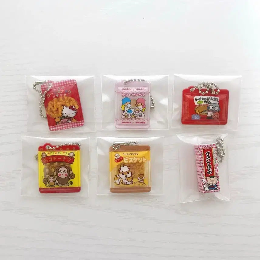 [BUNJANG] Sanrio Gacha Snack Miniature Charm Keychain Set / 산리오 가챠 과자 모양 미니어처 참 키링