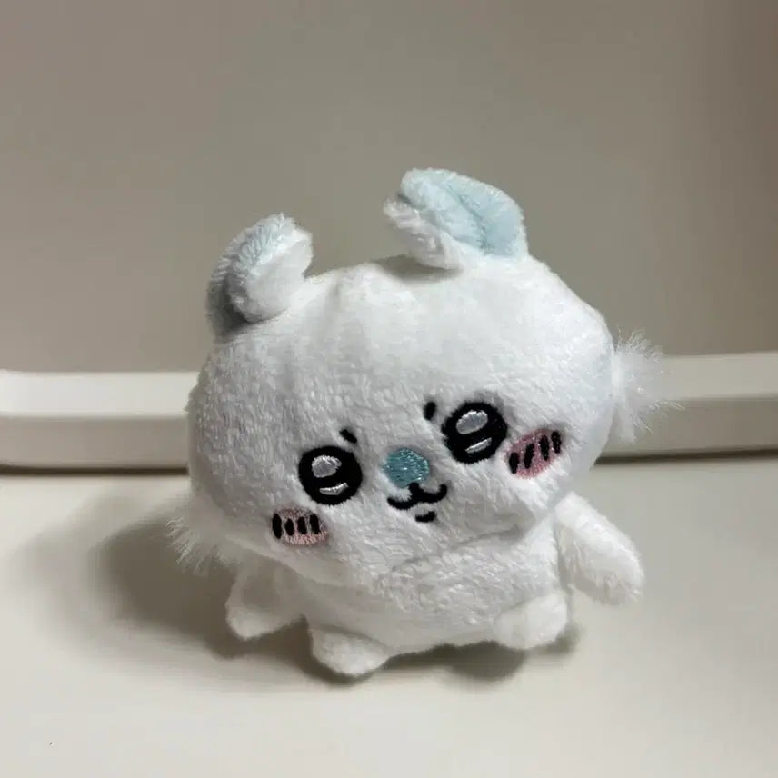 [BUNJANG] Chiikawa Momonga Sitting Plush Doll / 먼작귀 치이카와 모몽가 앉은 인형 누이 가챠