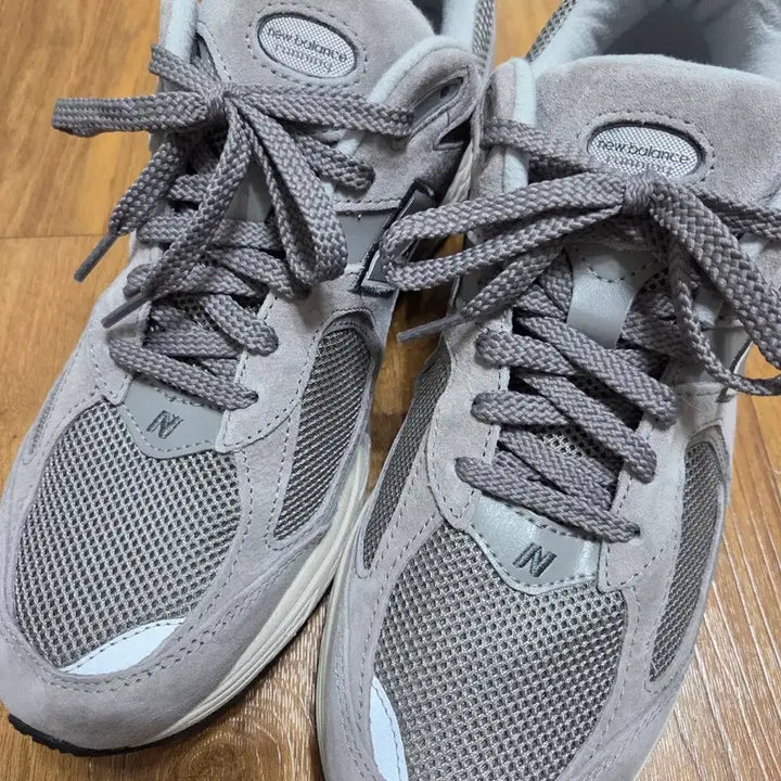 [BUNJANG] New Balance 2002R Grey / 뉴발란스 2002R 그레이 새상품 (280)