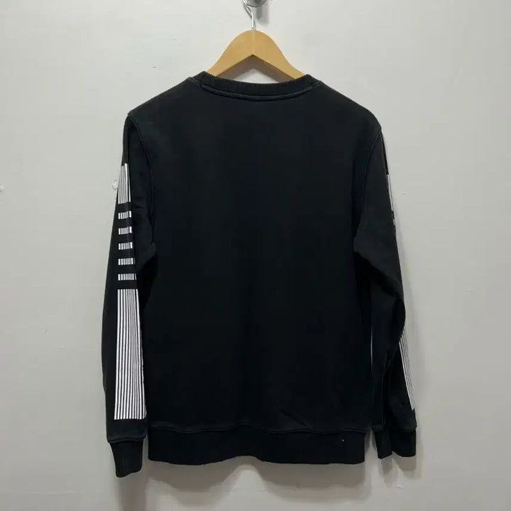 [BUNJANG] Spider Black Fleece Sweatshirt T-Shirt M / 스파이더 블랙 기모 맨투맨 티셔츠 M
