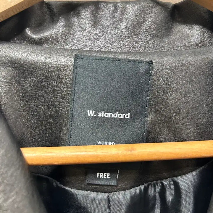 [BUNJANG] W.standard Black Leather Crop Jacket / W.standard 블랙 레더 크롭 자켓 F